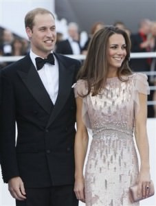 9giugno2011-227x300 Royal baby in arrivo, Kate è ufficialmente in attesa