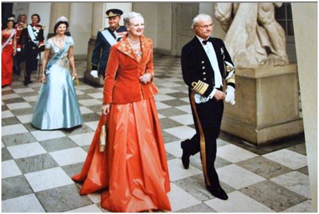 Christiansborg _ Foto della Regina e del Principe Consorte con il Re e la Regina di Svezia