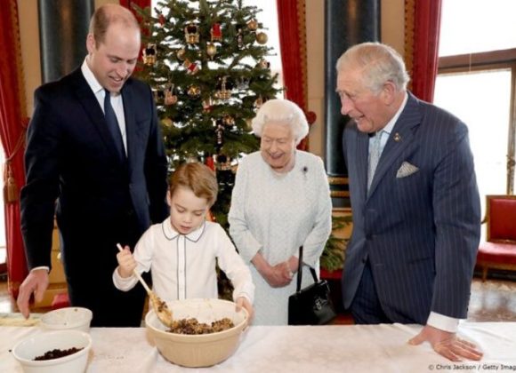 Christmas_2019 Il Christmas pudding della regina e le postcard natalizie dei royals