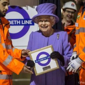 Elizabeth Line, una linea della tube per i 90 anni della regina