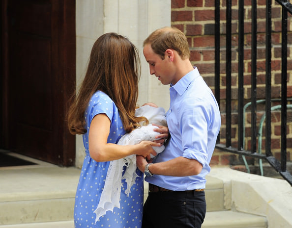 Kate+Middleton+Prince+Cambridge+Makes+Debut+0Lyi22WiheXl Kate+Middleton+Prince+Cambridge+Makes+Debut+0Lyi22WiheXl