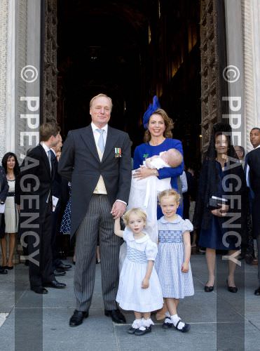 il piccolo principe con in genitori e le sorelle
