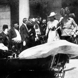 Sarajevo-1 28 giugno 1914, Francesco Ferdinando e la moglie Sophia vengono uccisi a Sarajevo