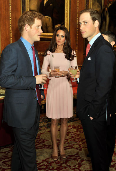 W8 Harry, Kate e William
