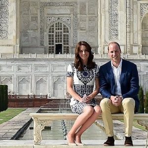 Willia-Kate-TajMahal2 William e Kate in India e Bouthan, ma i bambini restano a casa
